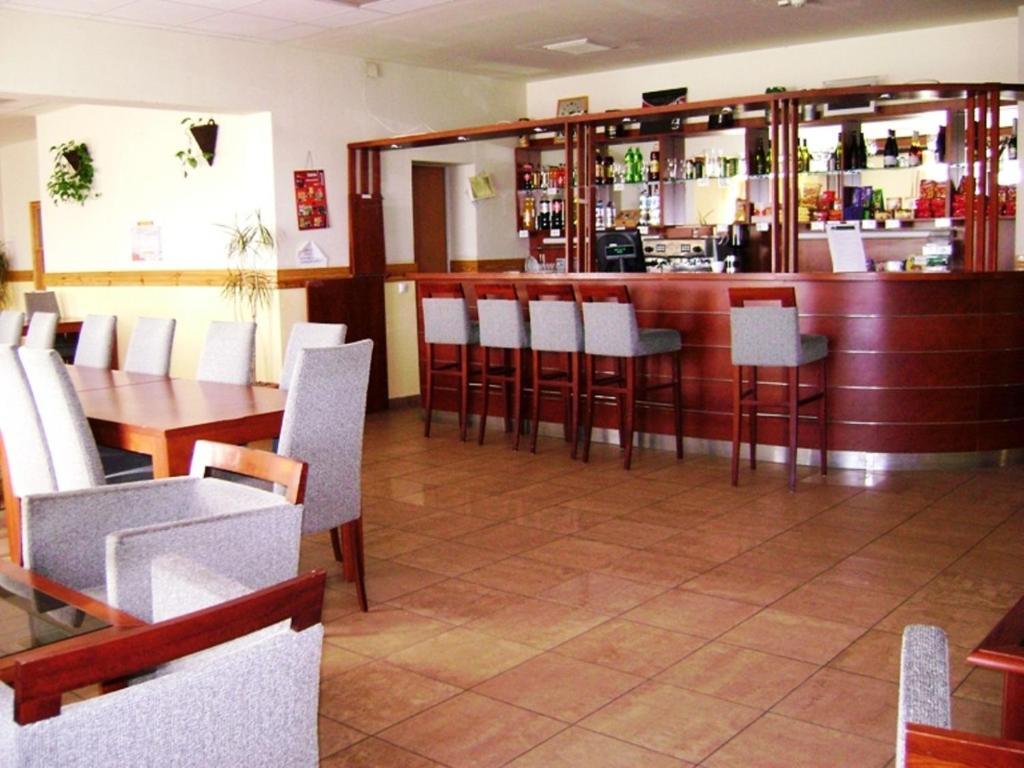 Karoly Robert Diakhotel Gyöngyös Exterior foto